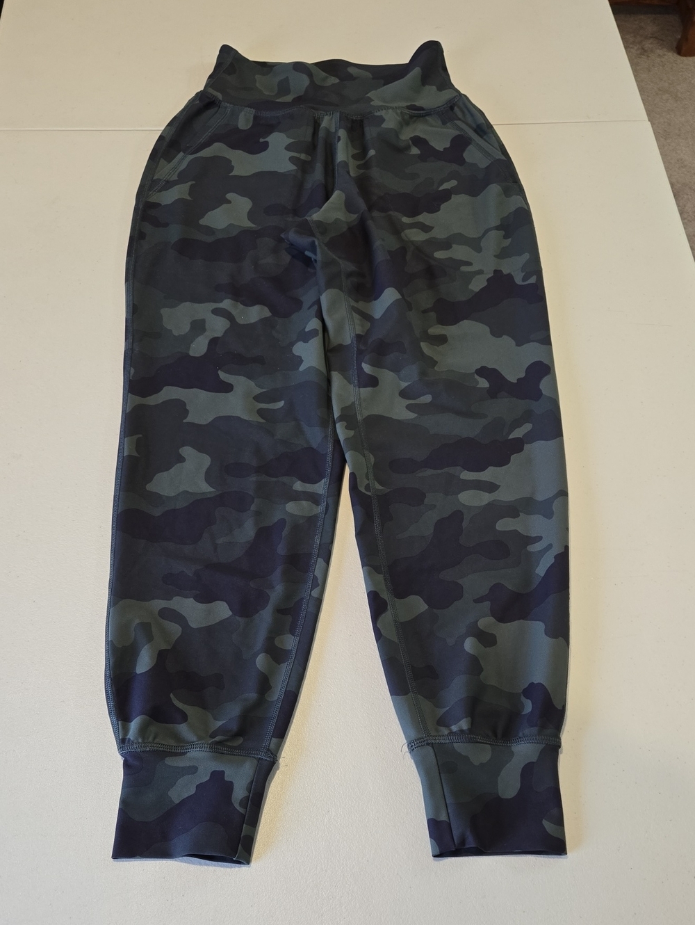 Old Navy  Camo Jogger Pants - Olive/Black